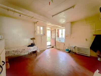 MAISON A VENDRE - MOULINS ENGILBERT - 102.98 m2 - 33 500 €