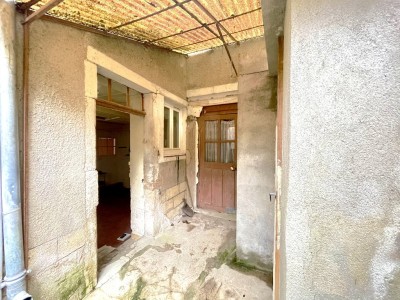 MAISON A VENDRE - MOULINS ENGILBERT - 102.98 m2 - 33 500 €