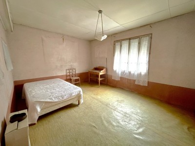 MAISON A VENDRE - MOULINS ENGILBERT - 102.98 m2 - 33 500 €