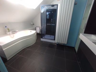MAISON A VENDRE - MOUX EN MORVAN - 244.04 m2 - 295 000 €