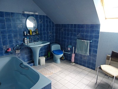 MAISON A VENDRE - ONLAY - 232.71 m2 - 107000€