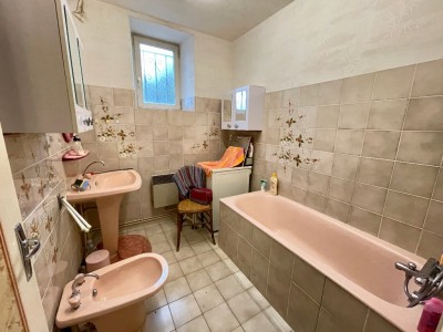 MAISON A VENDRE - ONLAY - 232.71 m2 - 96 500 €