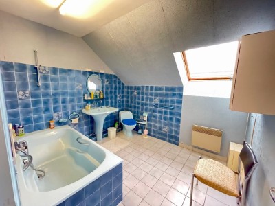 MAISON A VENDRE - ONLAY - 232.71 m2 - 96 500 €