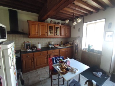 Maison + Dépendance A VENDRE - OUROUX EN MORVAN - 67.09 m2 - 88 000 &euro;