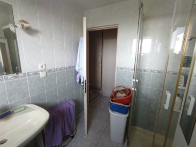 Maison + Dépendance A VENDRE - OUROUX EN MORVAN - 67.09 m2 - 88 000 &euro;