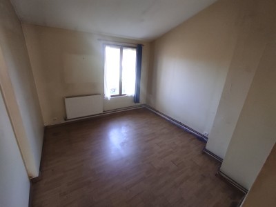 MAISON A VENDRE - OUROUX EN MORVAN - 89.35 m2 - 78 000 €