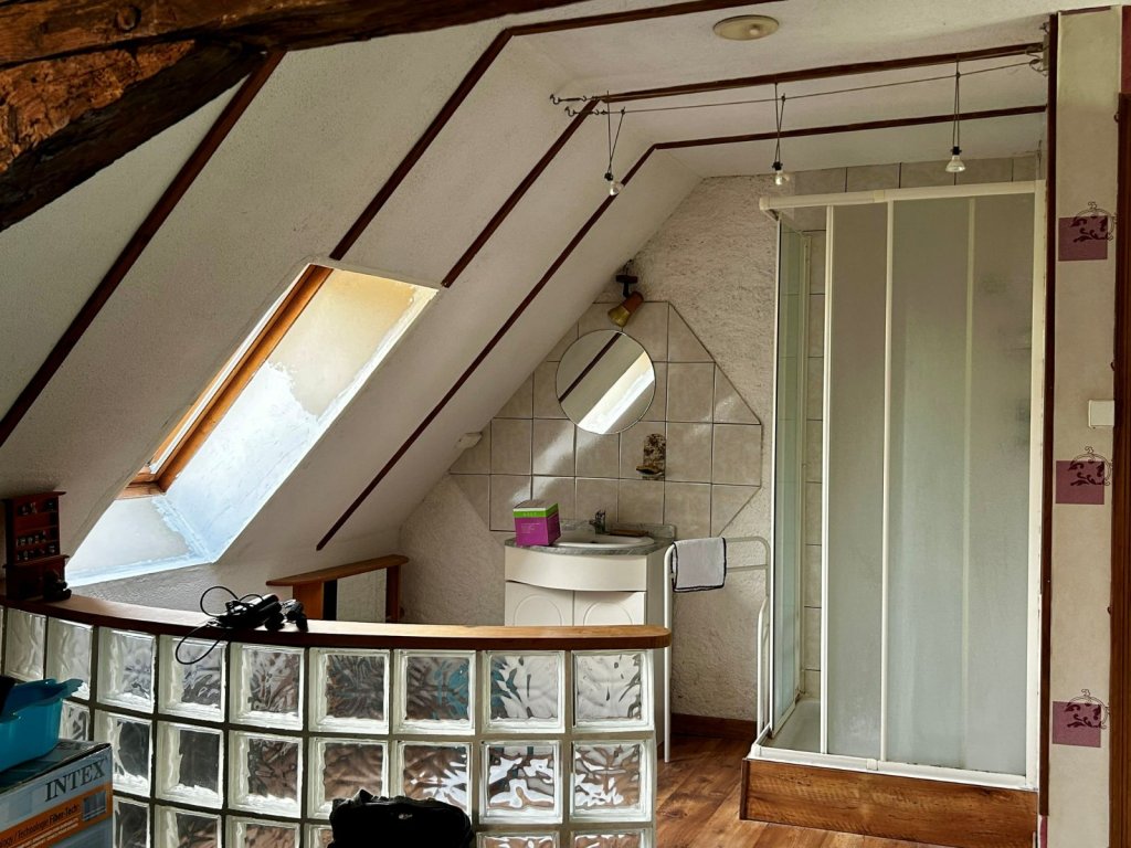 MAISON - POISEUX - 161.19 m2 - VENDU