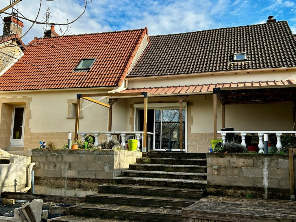 MAISON - POISEUX - 161.19 m2 - VENDU
