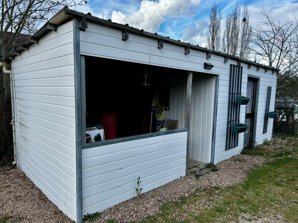 MAISON - POISEUX - 161.19 m2 - VENDU