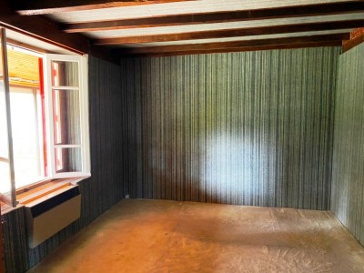 PROPRIETE DE MAISON-DEPENDANCES-TERRAIN 6928 M2 - SAXI BOURDON - 176.18 m2 - VENDU