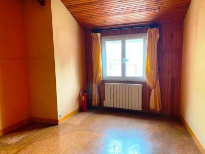 PROPRIETE DE MAISON-DEPENDANCES-TERRAIN 6928 M2 - SAXI BOURDON - 176.18 m2 - VENDU