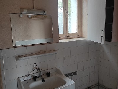 MAISON - SERMAGES - 61.07 m2 - VENDU