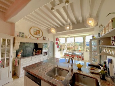 MAISON A VENDRE - SERMAGES - 292.25 m2 - 474�000�&euro;