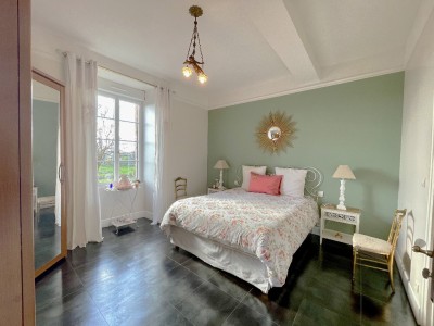 MAISON A VENDRE - SERMAGES - 292.25 m2 - 474�000�&euro;