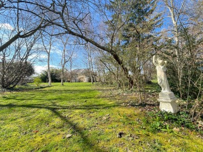 MAISON A VENDRE - SERMAGES - 292.25 m2 - 474�000�&euro;