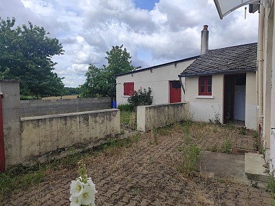 MAISON A VENDRE - ST HILAIRE EN MORVAN - 78.61 m2 - 72500€