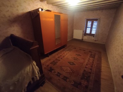 Maison 8 pices / 4 Chambres A VENDRE - ST HILAIRE EN MORVAN - 148.37 m2 - 65000€