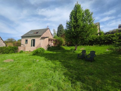MAISON A VENDRE - ST LEGER DE FOUGERET - 68.89 m2 - 55 000 €