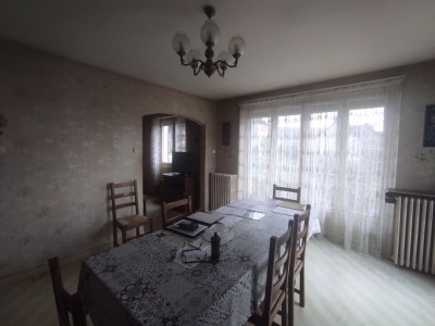 Maison de Village 4 pices / 3 Chambres A VENDRE - ST PEREUSE - 112.52 m2 - 109000€