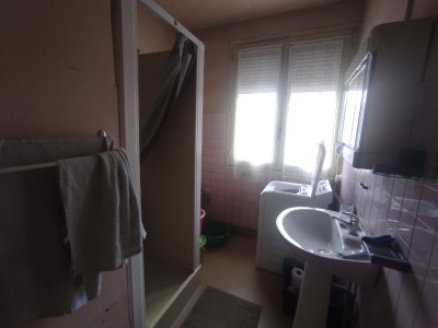 Maison de Village 4 pices / 3 Chambres A VENDRE - ST PEREUSE - 112.52 m2 - 109000€