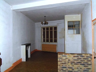 MAISON A VENDRE - ST SAULGE - 71.99 m2 - 37000€