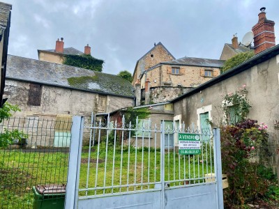 MAISON A VENDRE - ST SAULGE - 140 m2 - 66000€