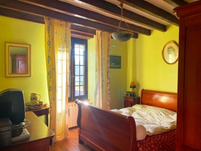 maison de campagne en viager A VENDRE - ST SAULGE - 181.39 m2 - 27000€