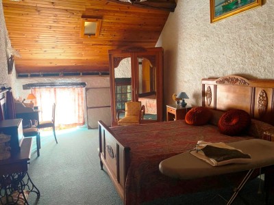 maison de campagne en viager A VENDRE - ST SAULGE - 181.39 m2 - 27000€