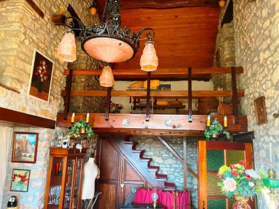 maison de campagne en viager A VENDRE - ST SAULGE - 181.39 m2 - 27000€