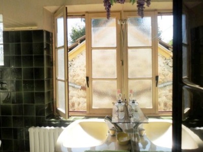 MAISON COEUR VILLAGE AVEC JARDIN A VENDRE - ST SAULGE - 151.85 m2 - 34000€