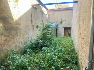 MAISON A VENDRE - ST SAULGE - 144.75 m2 - 26000€