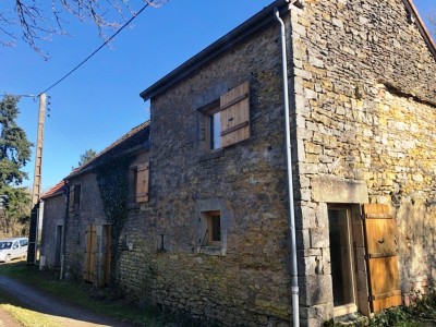 MAISON A VENDRE - ST SAULGE - 90.73 m2 - 82000€