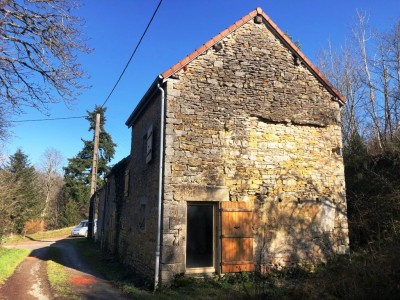 MAISON A VENDRE - ST SAULGE - 90.73 m2 - 82000€