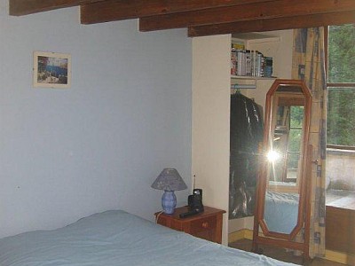 MAISON DE VILLAGE-DEPENDANCES-TERRAIN 46000 A VENDRE - ST SAULGE - 60.18 m2 - 46000€