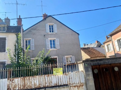 MAISON A VENDRE - ST SAULGE - 153.32 m2 - 151000€