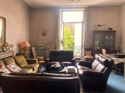 MAISON A VENDRE - ST SAULGE - 299.56 m2 - 185 000 €