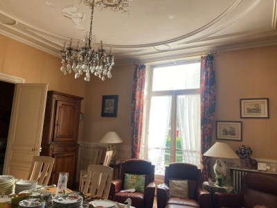 MAISON A VENDRE - ST SAULGE - 299.56 m2 - 185 000 €