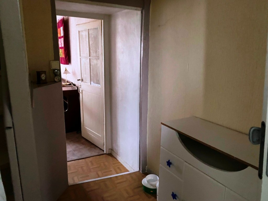 MAISON COEUR VILLAGE AVEC JARDIN - ST SAULGE - 151.85 m2 - VENDU