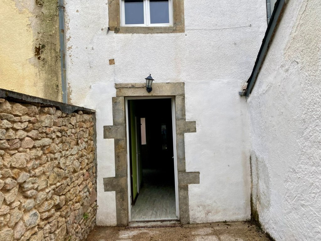 MAISON - ST SAULGE - 40.93 m2 - VENDU