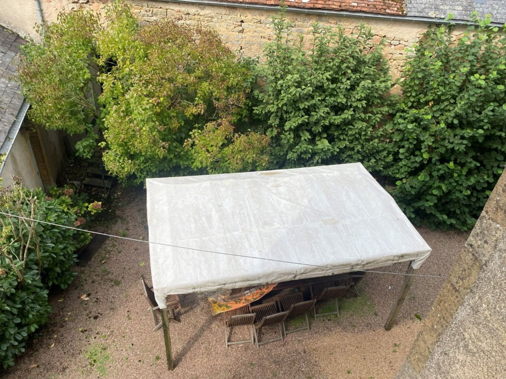 MAISON - ST SAULGE - 299.56 m2 - VENDU