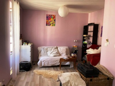 MAISON DE VILLAGE - REMISE ET JARDIN CLOS A VENDRE - ST SAULGE - 50.67 m2 - 32 000 €