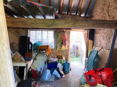 MAISON DE VILLAGE - REMISE ET JARDIN CLOS A VENDRE - ST SAULGE - 50.67 m2 - 32 000 €