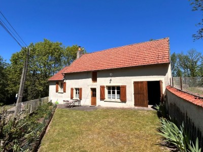 MAISON A VENDRE - ST SAULGE - 74.59 m2 - 88 000 &euro;