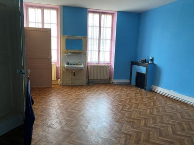 MAISON A VENDRE - ST SAULGE - 88.84 m2 - 26 000 €
