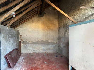 MAISON A VENDRE - ST SAULGE - 88.84 m2 - 26 000 €