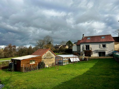 MAISON A VENDRE - ST SAULGE - 148.91 m2 - 129 000 €