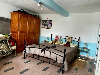 MAISON A VENDRE - ST SAULGE - 148.91 m2 - 129 000 €