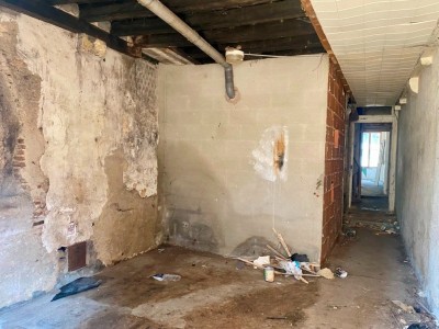 MAISON A VENDRE - ST SAULGE - 265 m2 - 18 000 €