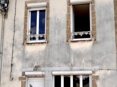 MAISON A VENDRE - ST SAULGE - 103.78 m2 - 73 000 €