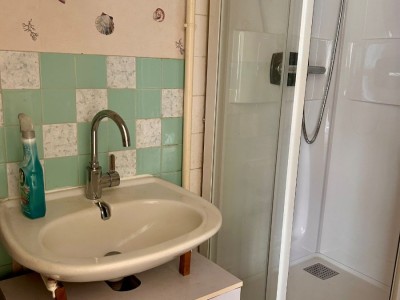 MAISON A VENDRE - ST SAULGE - 103.78 m2 - 73 000 €
